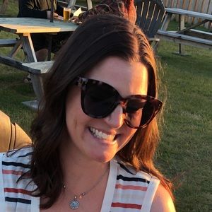 Meet your Posher, Tiffany